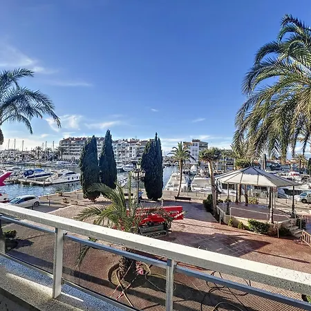 Club Nautic Iv B 16 Empuriabrava